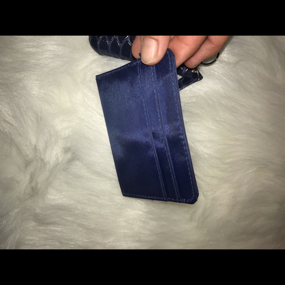 Wallet - Picture 3 of 7